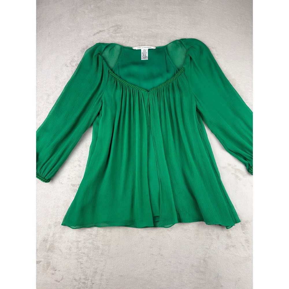 Diane von Furstenberg Green Silk Crinkle Chiffon V-Neck Blouse Top Size 8